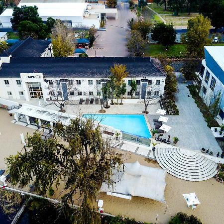 The Lakes Hotel & Conference Centre Benoni Esterno foto