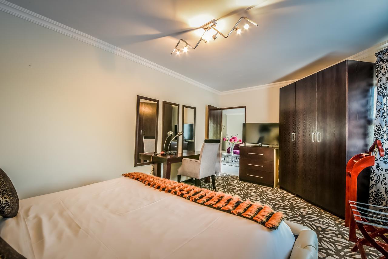 The Lakes Hotel & Conference Centre Benoni Esterno foto